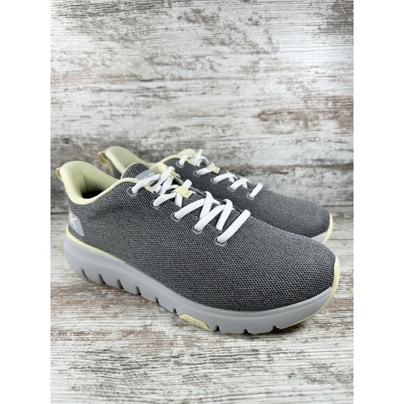 Women's Kuru Flex Via Gray/Yellow Walking Shoes Sz 9 Wide EUC! Athletic Gym - Picture 1 of 9